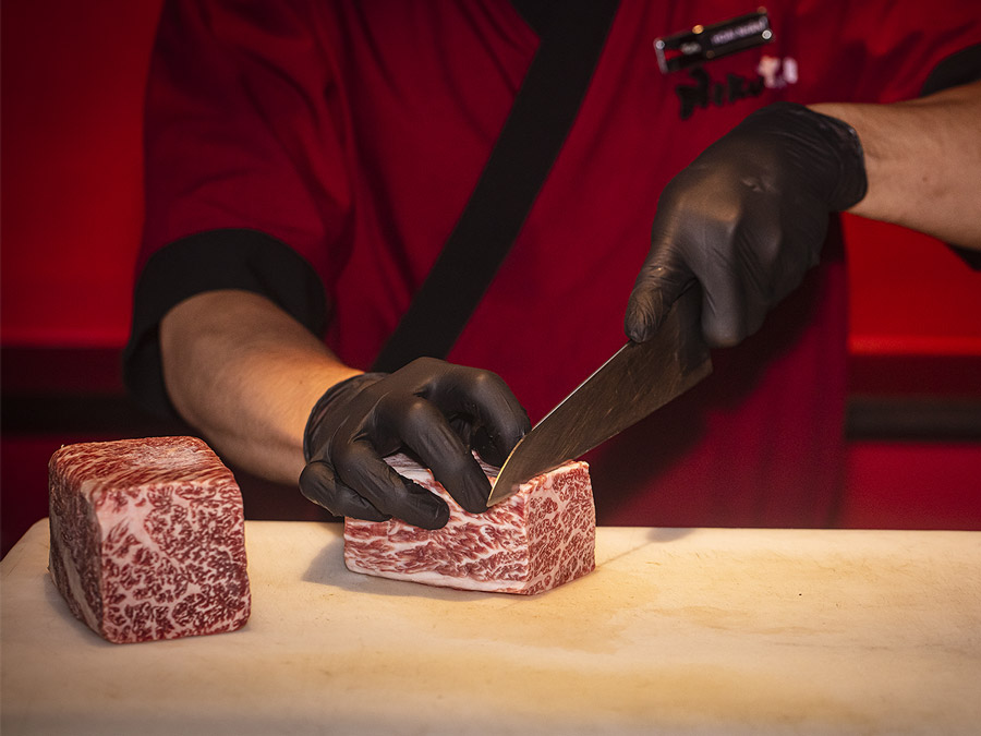 the meat at nikutaro restaurant
